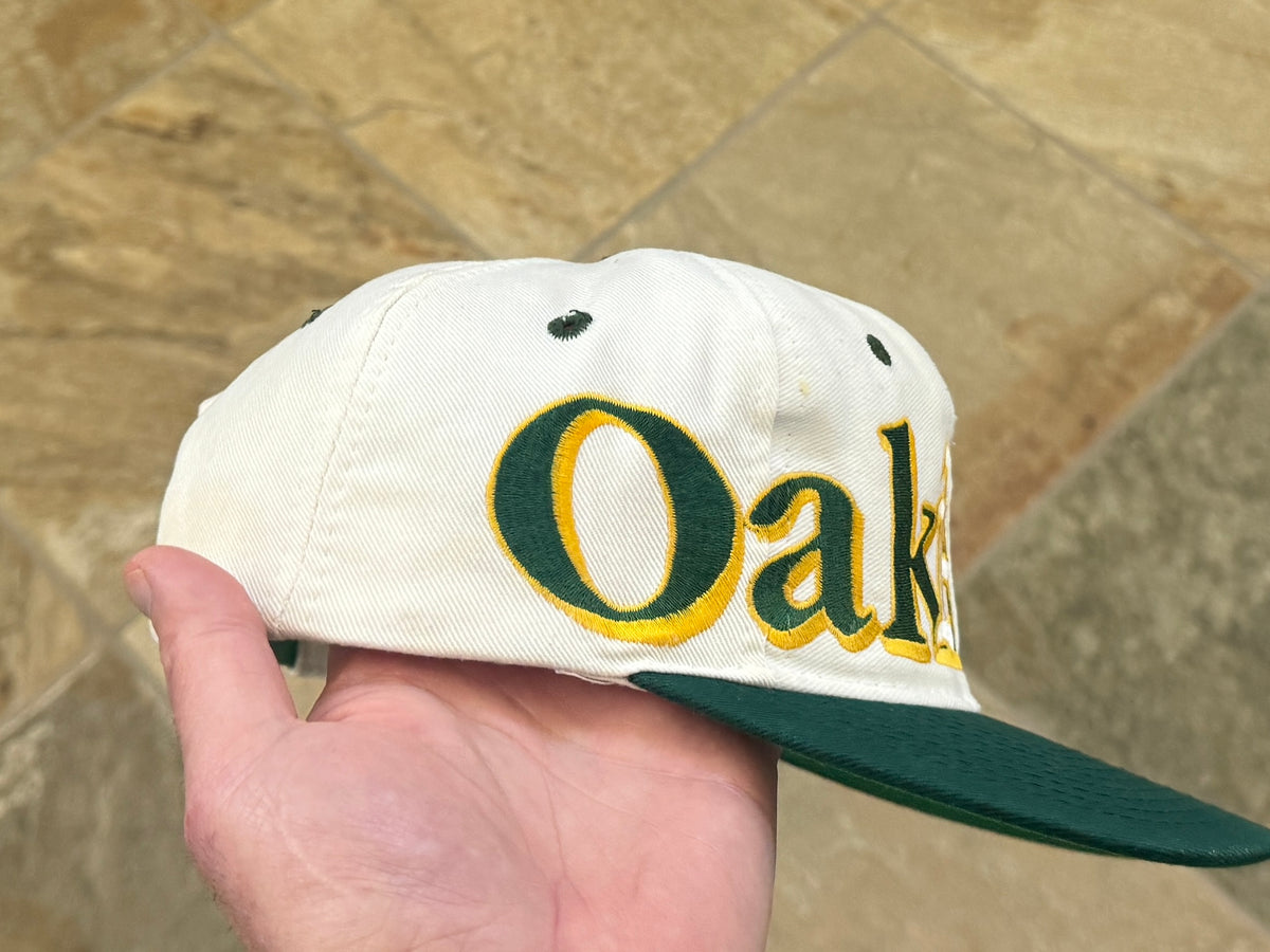 Vintage Oakland Athletics Logo 7 Snapback Baseball Hat – Stuck In