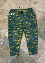 Load image into Gallery viewer, Vintage Green Bay Packers Zubaz Football Pants, Size Medium