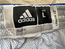 Load image into Gallery viewer, Philadelphia 76ers Team Issued Adidas Basketball Shorts, Size Large
