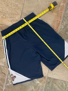 New Orleans Pelicans Teams Issued Adidas Basketball Shorts, Size Large
