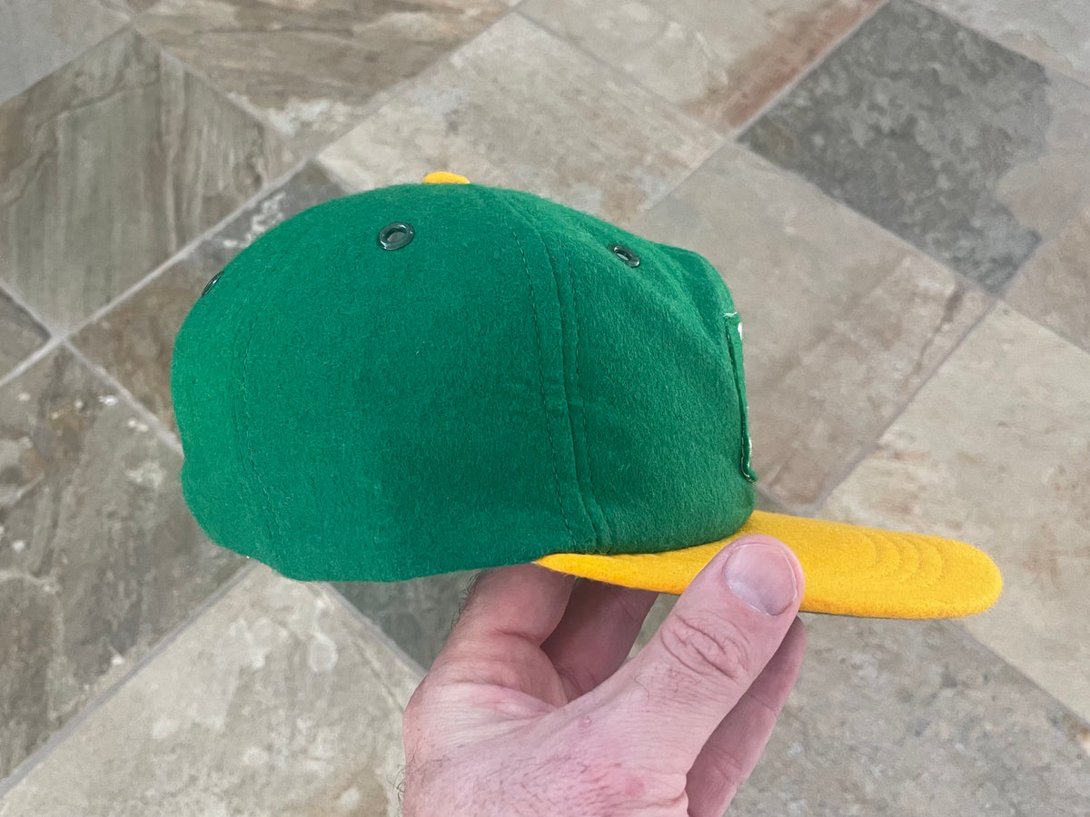 Vintage Oakland Athletics Fitted Baseball Hat – Stuck In The 90s