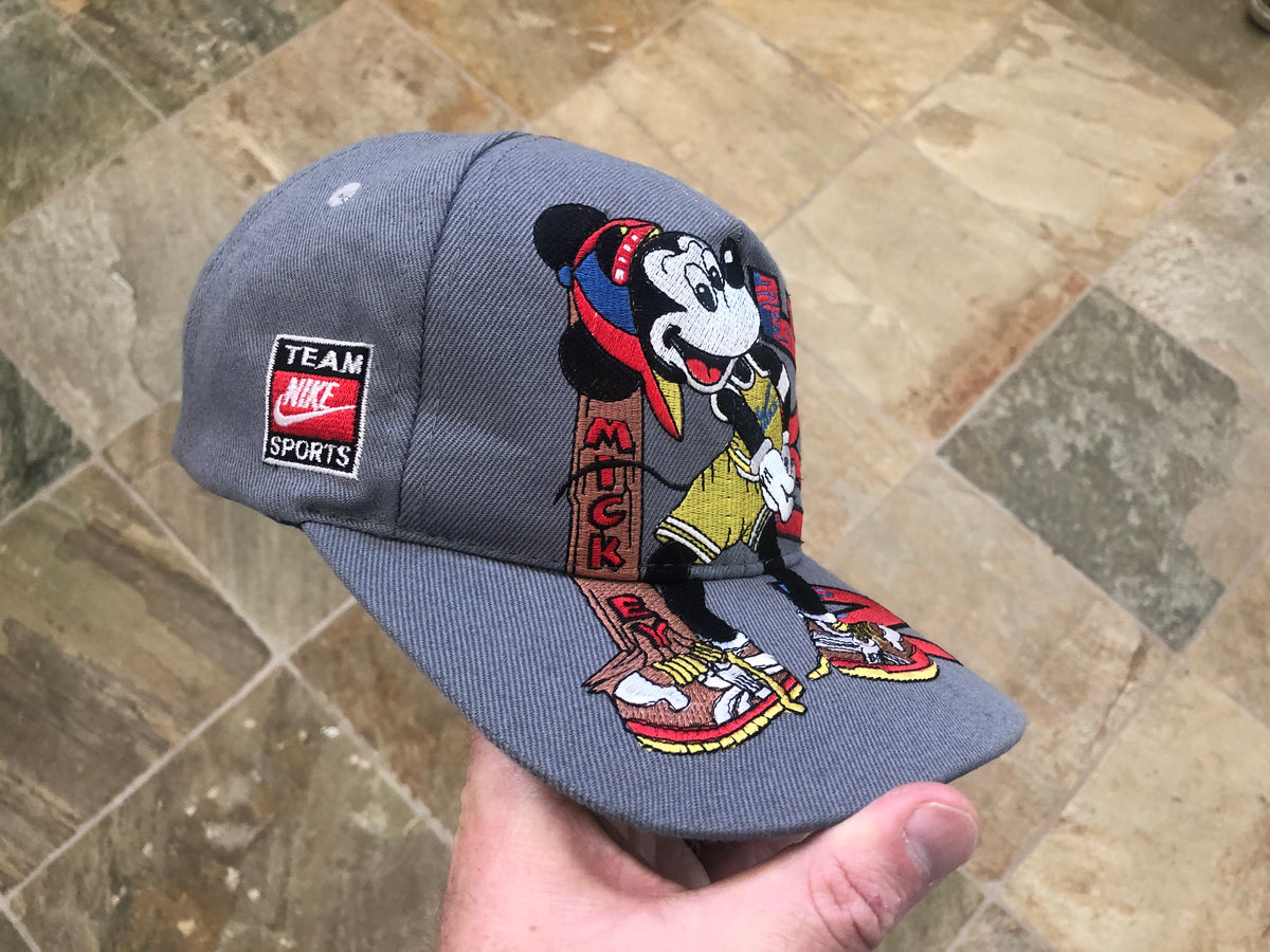 nike mickey mouse baseball cap