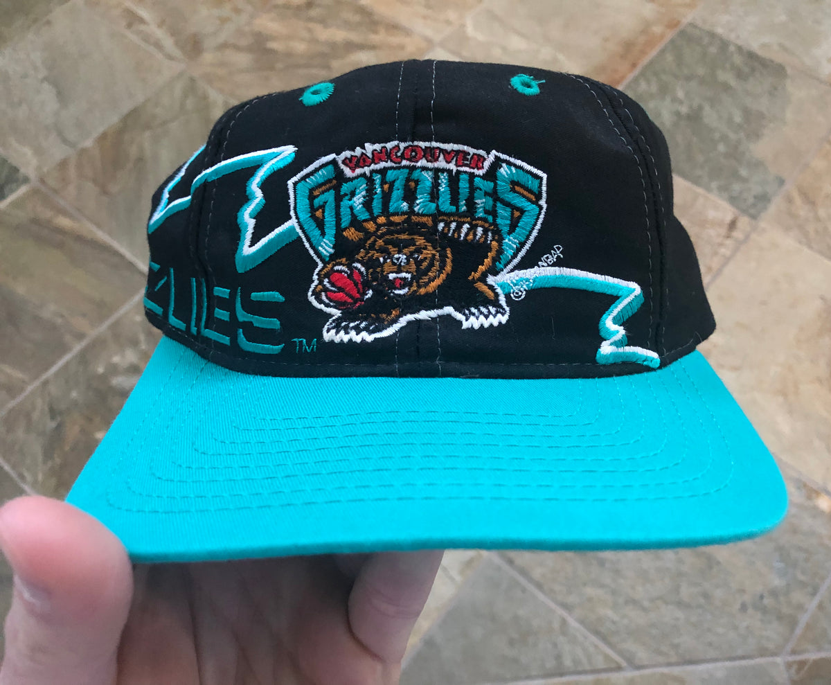 Vintage Vancouver Grizzlies Competitor Snapback Basketball
