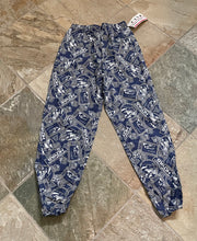 Load image into Gallery viewer, Vintage Georgetown Hoyas Winning Streak College Pants, Size Large