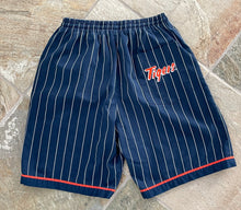Load image into Gallery viewer, Vintage Detroit Tigers Starter Baseball Shorts, Size Large