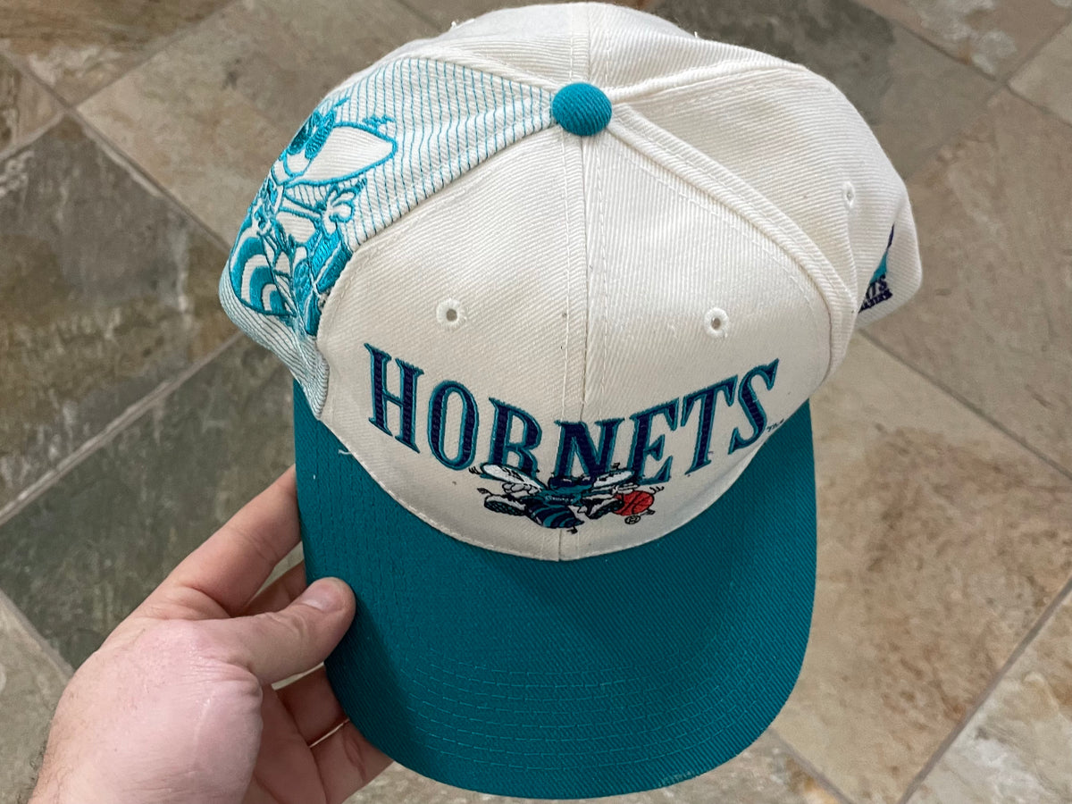 Vintage Charlotte Hornets Sports Specialties Script Snapback Basketbal –  Stuck In The 90s Sports