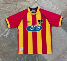 Load image into Gallery viewer, Galatasaray SK Turkey Umbro Soccer Jersey, Size Youth Medium, 8-10
