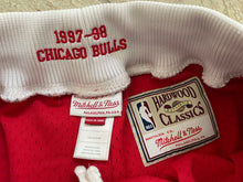 Load image into Gallery viewer, Chicago Bulls Mitchell &amp; Ness Hardwood Classics Basketball Shorts, Size Medium, 40