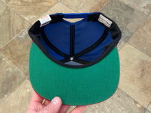 Load image into Gallery viewer, Vintage New York Giants New Era Snapback Football Hat