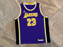 Load image into Gallery viewer, Los Angeles Lakers LeBron James Nike Basketball Jersey, Size Youth Large, 14-16