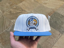Load image into Gallery viewer, Vintage North Carolina Tarheels Starter Pinstripe Snapback College Hat