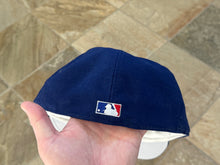 Load image into Gallery viewer, Vintage Chicago Cubs New Era Pro Fitted Baseball Hat, Size 7 1/8