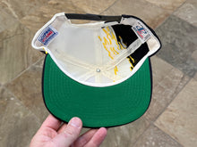 Load image into Gallery viewer, Vintage Pittsburgh Steelers Logo Athletic Splash Snapback Football Hat