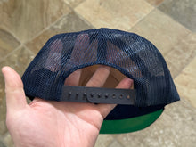Load image into Gallery viewer, Vintage Sea World Theme Park Snapback Hat ***