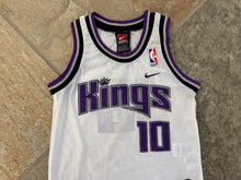 Load image into Gallery viewer, Vintage Sacramento Kings Mike Bibby Nike Basketball Jersey, Size Youth 4T