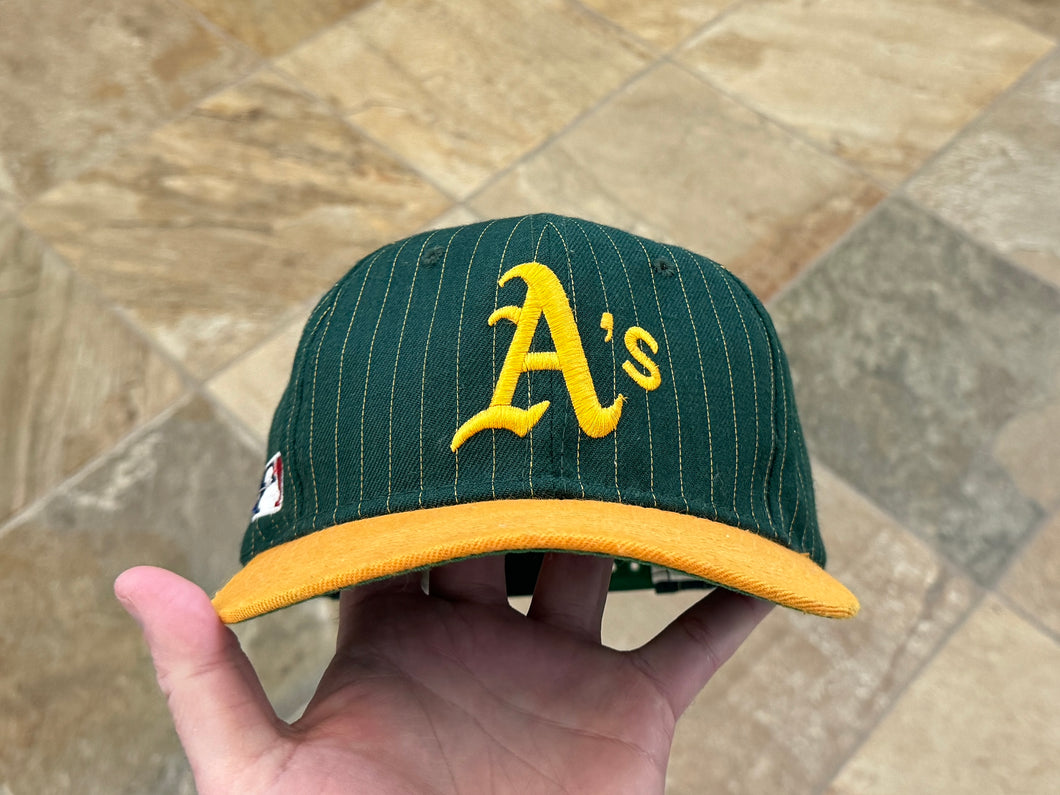 Vintage Oakland Athletics Sports Specialties Pinstripe Snapback Baseba –  Stuck In The 90s Sports