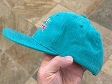 Load image into Gallery viewer, Vintage Vancouver Grizzlies Sports Specialties Snapback Hockey Hat