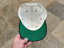 Load image into Gallery viewer, Vintage New York Yankees Sports Specialties Plain Logo Snapback Baseball Hat