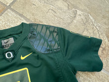 Load image into Gallery viewer, Oregon Ducks Marcus Mariota Nike College Football Jersey, Size 4T