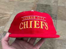 Load image into Gallery viewer, Vintage Kansas City Chiefs Starter Bar Snapback Football Hat