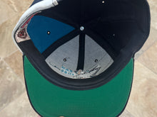 Load image into Gallery viewer, Vintage San Jose Sharks Starter Snapback Hockey Hat