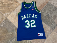 Load image into Gallery viewer, Vintage Dallas Mavericks Jamal Mashburn Champion Basketball Jersey, Size 40, Medium