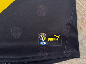 Richmond Football Club Tigers AFL Football Jersey, Size Youth Medium, 10-12