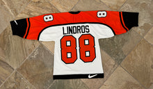 Load image into Gallery viewer, Vintage Philadelphia Flyers Eric Lindros Nike Hockey Jersey, Size Small