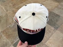 Load image into Gallery viewer, Vintage Cincinnati Bengals Logo Athletic Diamond Snapback Football Hat