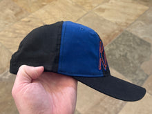 Load image into Gallery viewer, Vintage New York Knicks Starter Tri Power Snapback Basketball Hat