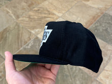 Load image into Gallery viewer, Vintage Los Angeles Kings American Needle Snapback Hockey Hat