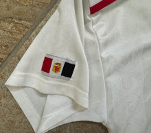 Load image into Gallery viewer, Vintage Manchester United Umbro  Football Soccer Jersey, Size XL