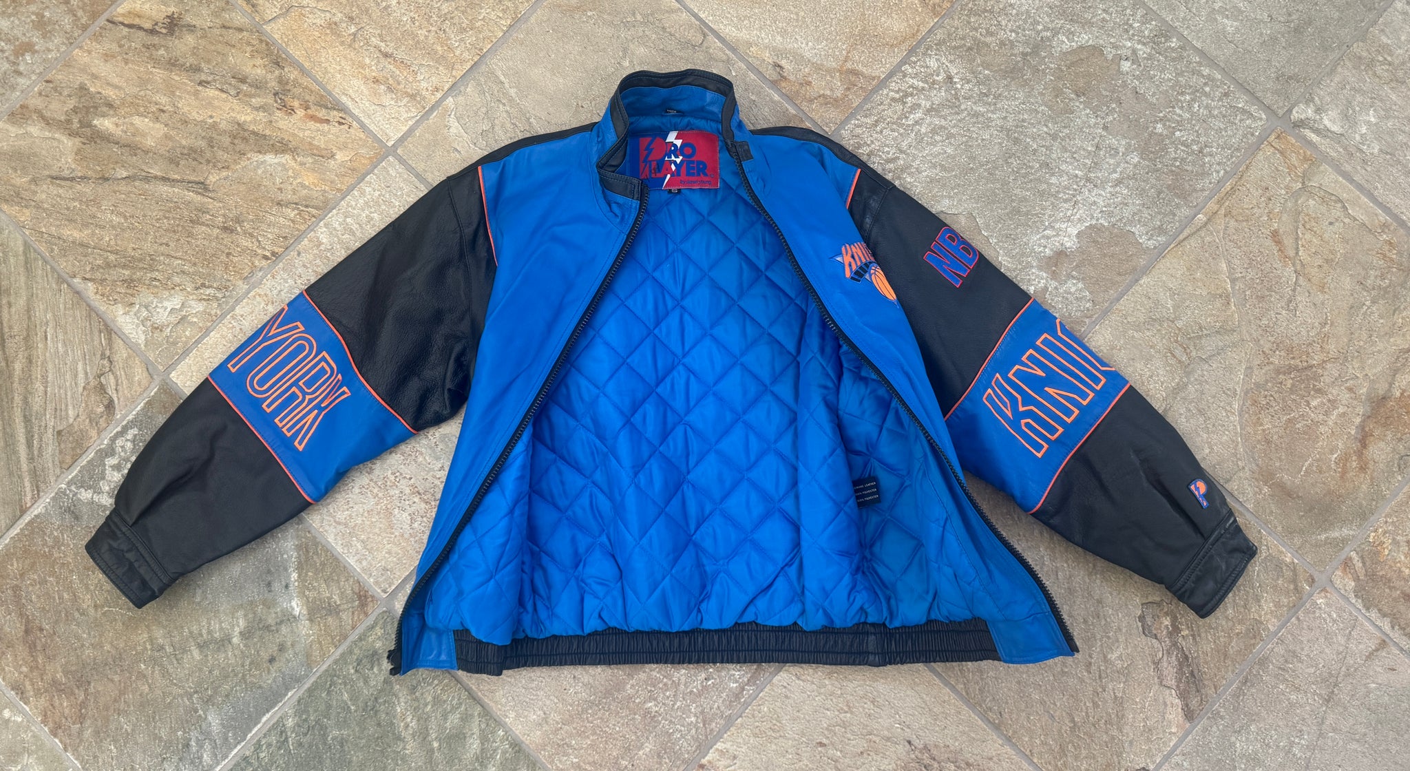 Pro Player ニューヨーク・ニックス レザージャケット Mens New York Knicks Full Zip Leather Jacket | NBA | Starter