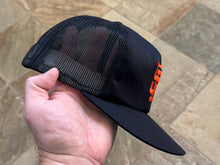 Load image into Gallery viewer, Vintage San Francisco Giants Twins Snapback Baseball Hat