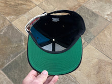 Load image into Gallery viewer, Vintage San Jose Sharks Starter Snapback Hockey Hat