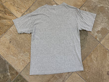 Load image into Gallery viewer, Vintage New England Patriots Super Bowl XXXVIII Champions Football TShirt, Size Large