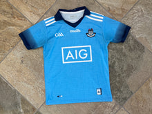 Load image into Gallery viewer, ATH Cliath Dublin O’Neills Soccer Jersey, Size Youth Medium, 10-12