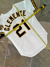 Load image into Gallery viewer, Vintage Pittsburgh Pirates Roberto Clemente Rawlings Baseball Jersey, Size 40, Medium