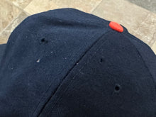 Load image into Gallery viewer, Vintage San Francisco Giants New Era Pro Fitted Baseball Hat, Size 7 1/2
