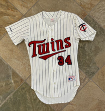Load image into Gallery viewer, Vintage Minnesota Twins Kirby Puckett Rawlings Baseball Jersey, Size 36, Size Small