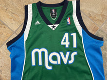 Load image into Gallery viewer, Vintage Dallas Mavericks Dirk Nowitzki Adidas Basketball Jersey, Size Large