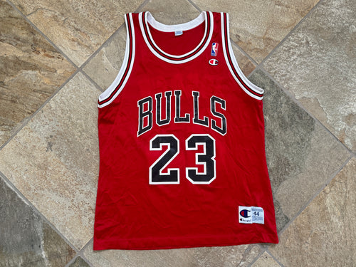 Vintage Chicago Bulls Michael Jordan Champion Basketball Jersey, Size 44, Large