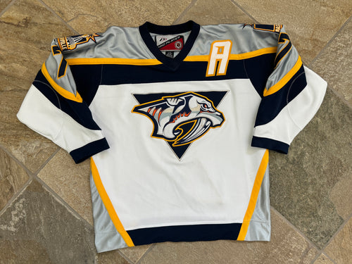 Vintage Nashville Predators Cliff Ronning Pro Player Hockey Jersey, Size Youth L/XL