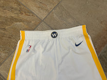 Load image into Gallery viewer, Golden State Warriors Team Issued Nike Basketball Shorts, Size 38