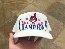 Load image into Gallery viewer, Vintage Cleveland Indians 1997 AL Champions Starter Snapback Baseball Hat