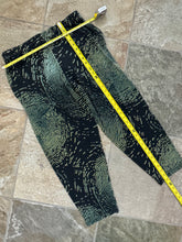 Load image into Gallery viewer, Vintage Green Bay Packers Zubaz ZBZ Football Pants, Size Small