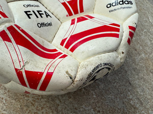 Vintage Adidas Official FIFA Tango Napoli Soccer Ball, Size 4 ###