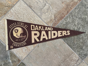 Vintage Oakland Raiders 1977 Super Bowl XI Champions Football Pennant