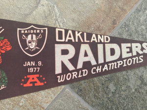 Vintage Oakland Raiders 1977 Super Bowl XI Football Pennant