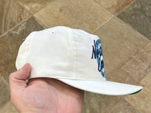 Load image into Gallery viewer, Vintage North Carolina Tarheels The Game Circle Logo Snapback College Hat